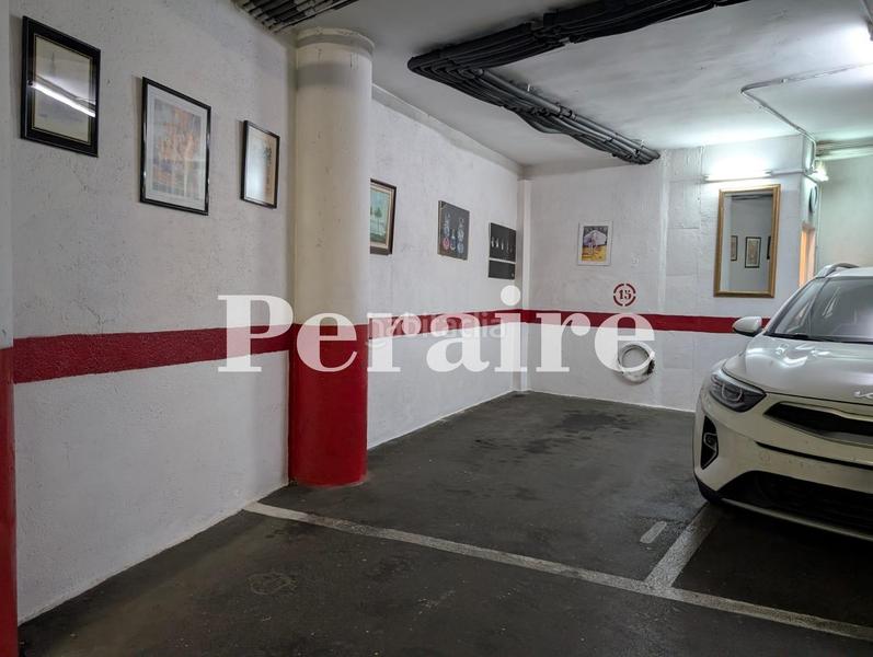 Foto 081f2c3d-8dff-41f2-902b-38c685639c67. Posto auto in carrer olesa 22 in Navas Barcelona