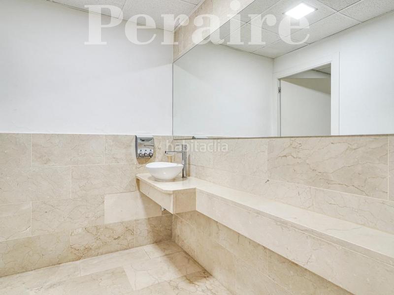 Foto 390622df-cec7-44d1-992c-3fdb7e6d99d4. Alquiler oficina salas privadas en el 22 en Poblenou Barcelona