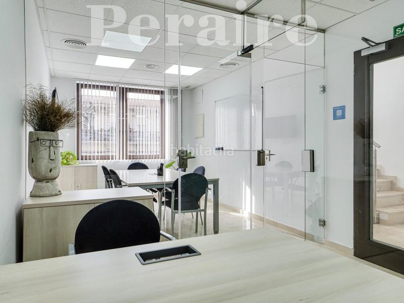 Foto 42ab0a7e-b4b8-438c-96de-8d47fec5c0dd. Alquiler oficina salas privadas en el 22 en Poblenou Barcelona