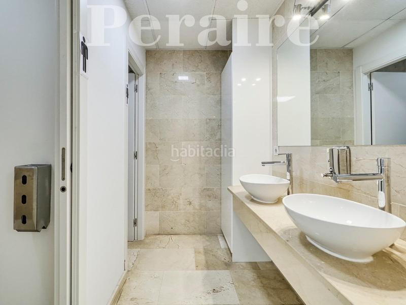 Foto 6e018856-f4f9-44d2-8604-cf47ddb290bf. Alquiler oficina salas privadas en el 22 en Poblenou Barcelona