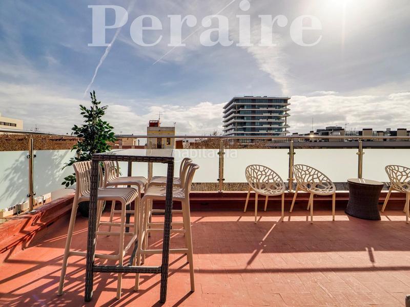 Foto ff56a4c0-b0f1-4112-9d36-5420d0948b9b. Alquiler oficina salas privadas en el 22 en Poblenou Barcelona