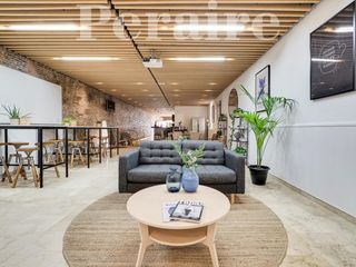 Location Bureau  Carrer badajoz. Salas privadas en el 22