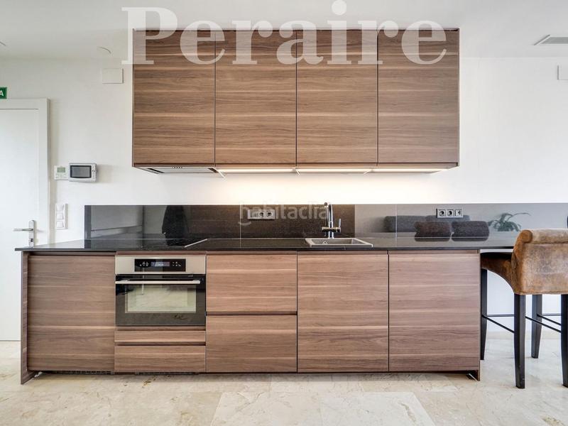 Foto e2fd29a3-d456-4782-a613-dd21e2eb90fe. Miete büro mit heizung in Poblenou Barcelona