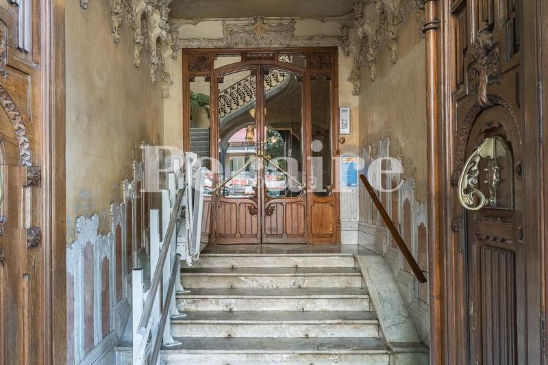 Foto 59ae1a86-8f2d-49ad-bf0a-4b0bf35c8d93. Local comercial en lesseps 31 doble uso permitido, local y vivienda en Barcelona