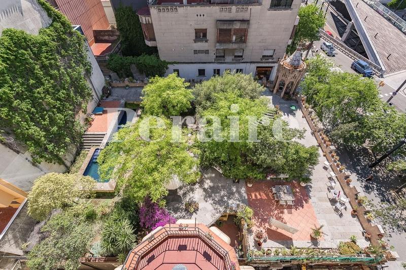 Foto 67c0a66c-a803-4629-a955-c252a30d33d9. Local comercial en lesseps 31 doble uso permitido, local y vivienda en Barcelona