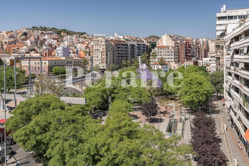 Foto 6e400b10-4999-47cc-a78d-624084d1a301. Local comercial en lesseps 31 doble uso permitido, local y vivienda en Barcelona