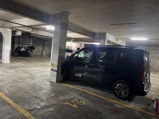 Affitto Posto auto in Calle d'hedilla 46. Ven a verla!