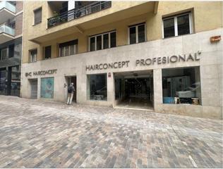 Alquiler Local Comercial en Pasaje de marimon 11. Amplio en ubicacin perfecta!