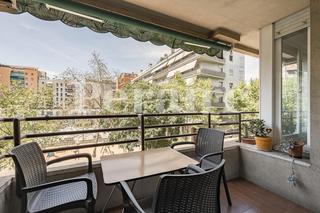 Etagenwohnung in Carrer rossello 350. Funcionalidad y ubicación perfectas!