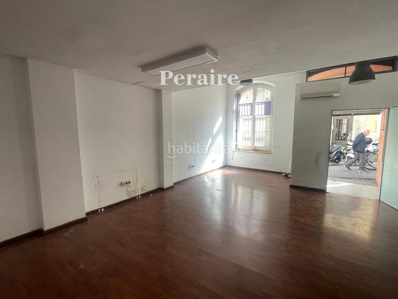 Foto 7a9ce2a4-66ca-46f5-86de-013b76b623b8. Alquiler local comercial local en alquiler! en El Poble Sec - Parc de Montjuïc Barcelona