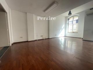 Local Comercial en Calle TAPIOLES