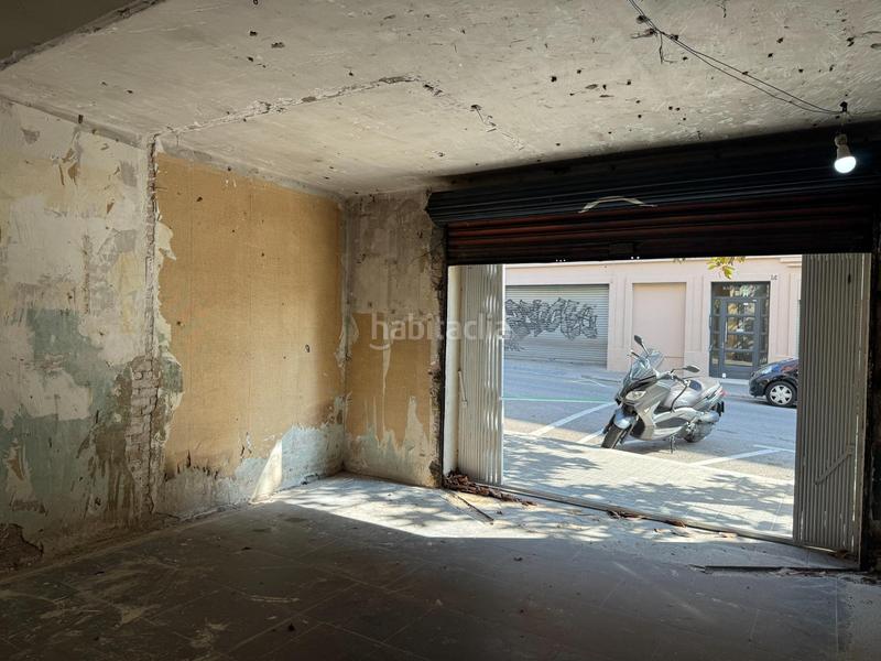 Foto 49a2dfa5-cf37-4947-b805-0877d1c2a961. Alquiler local comercial oportunidad para cualquier negocio! en Barcelona