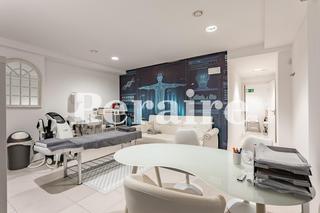 Geschäftsraum in Carrer JOAN GÜELL 164