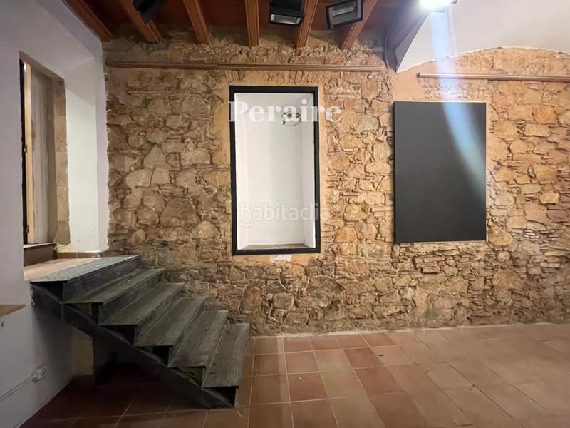 Foto 2fb158bf-6b2d-46d7-b224-67ab9a520cd1. Geschäftsraum in carrer nou de sant francesc 38 in Barcelona