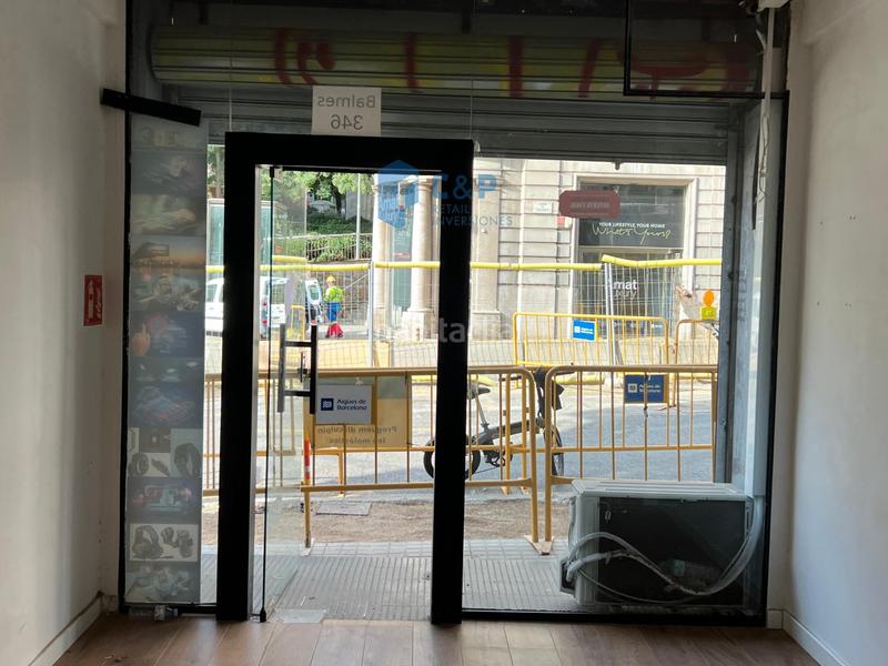 Foto e91d4373-5e2a-4c13-961b-e9f299b68779. Rent business premise in carrer balmes 346 in Putget - Farró Barcelona