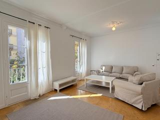 Rent Flat  Calle muntaner. Ideal estudiantes!