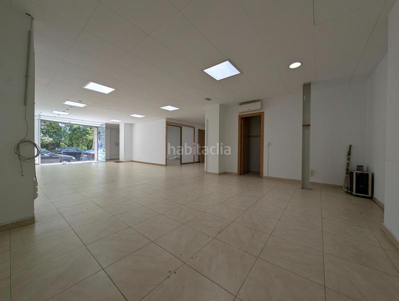 Foto 0a948cdf-4766-4758-8b60-a898babf539f. Alquiler local comercial diàfano, luminoso y con posibilidad de dividir salas en Mataró