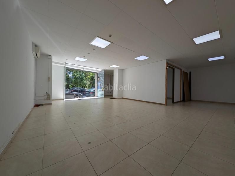 Foto 8e885808-4668-47dd-9f66-13b875126295. Alquiler local comercial diàfano, luminoso y con posibilidad de dividir salas en Mataró