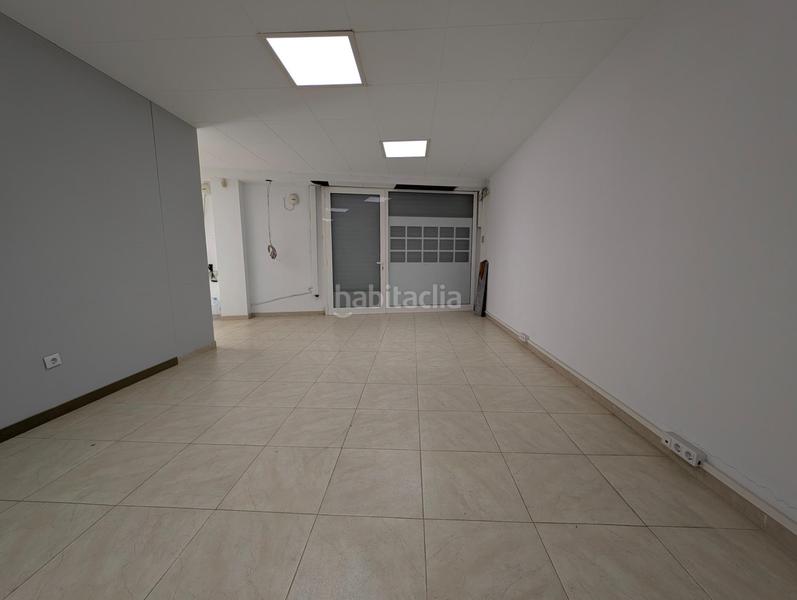 Foto c5b5eb6b-0cc8-4e4c-a453-cba6407bbddf. Alquiler local comercial diàfano, luminoso y con posibilidad de dividir salas en Mataró