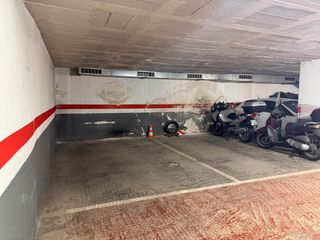 Aparcament cotxe a Carrer de Francesc Tàrrega 36