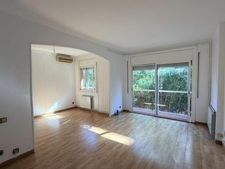 Lloguer Pis  Avenida madrid. Alquiler larga estancia en sants!