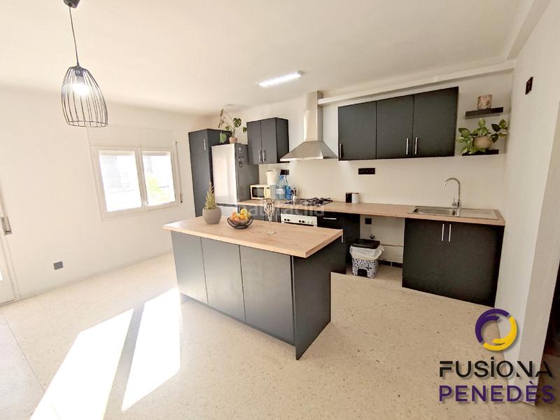 Foto fad25ad1-9d52-4eee-9172-1db42cb734f7. Haus mit heizung parking in Centre Vila Vilafranca del Penedès