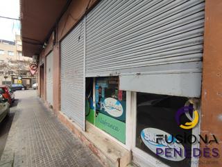 Local commercial à Les Clotes. Local  vilafranca del penedes les clotes