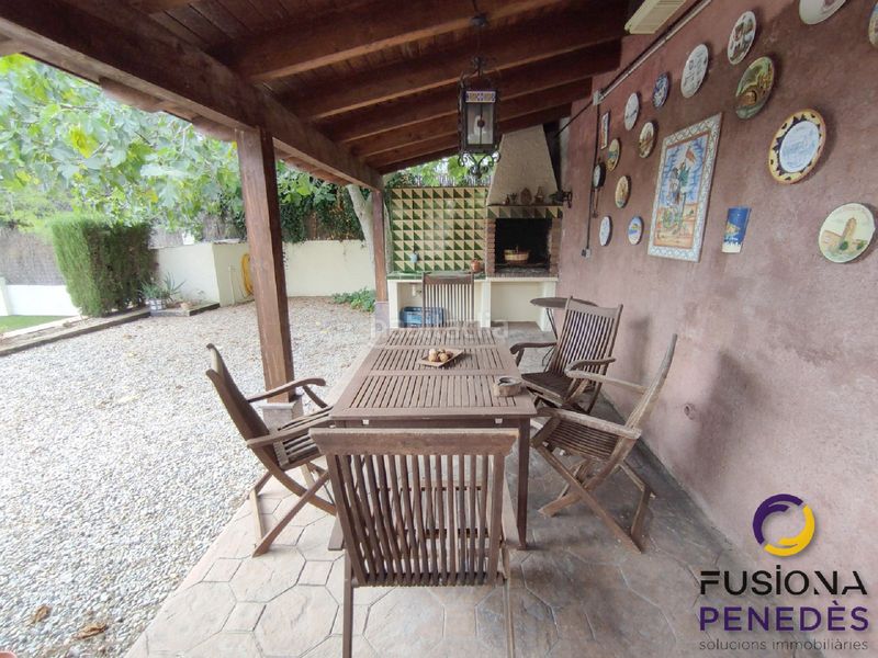 Foto a82bb58e-cc90-4486-a0ac-b5873ef20ca6. Casa amb calefacció aparcament a Olèrdola