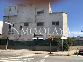 Nave industrial  Sant feliu de llobregat. Nave a 4 vientos