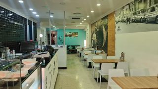 Umzug Bar  Centre. Traspaso de cafetería