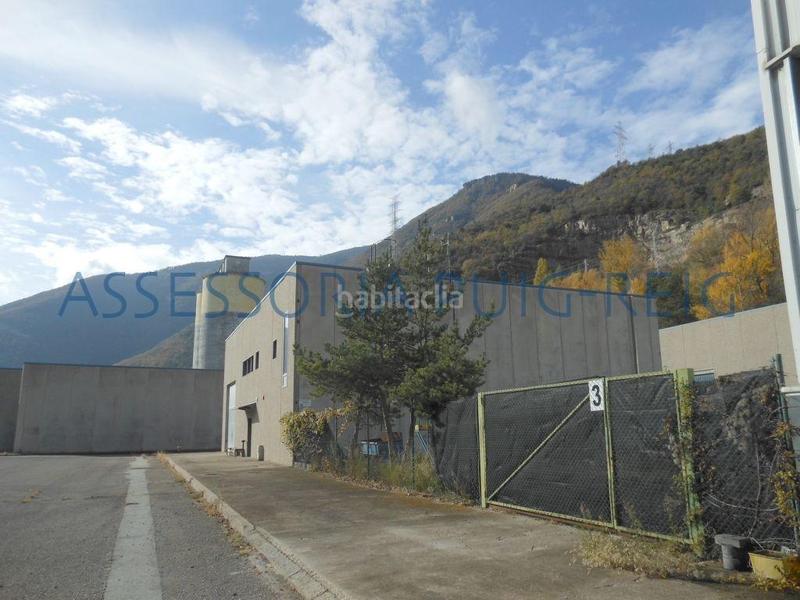 Foto 6bea0cf0-100c-4944-aee7-df7aab92ee28. Bâtiment à usage industriel dans Cercs