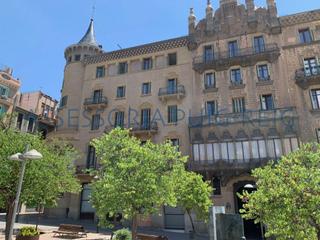 Penthouse in Barri Antic. tico en manresa centro de 218 m2 y 40 m2 de terraza situado en