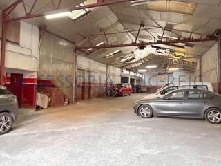 Nave industrial en Bases de Manresa - Carretera de Santpedor. Nave en manresa en zona les bases de manresa.
