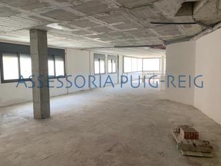 Local Comercial a Sallent. Local comercial en venta en sallent