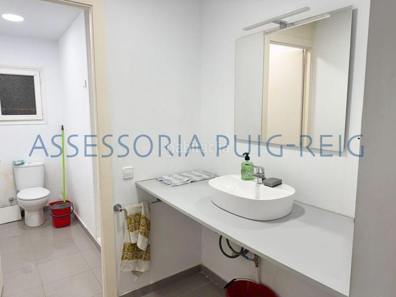 Foto e0ef8960-31a7-402a-a028-2ae8c5c6011d. Lloguer local comercial a Poble Nou Manresa