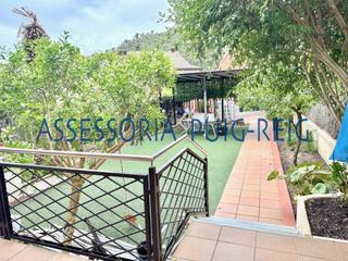 Semi detached house in Matadepera. Casa reformada con jardn y terrazas en matadepera  eficiente, a