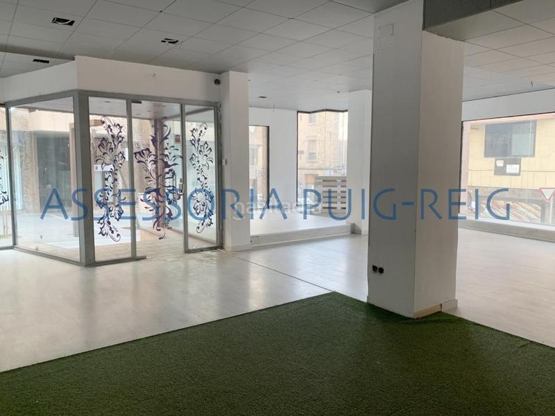 Foto 73877041-a0db-4dfb-9c18-6d188c2d784d. Local comercial a Barri Antic Manresa