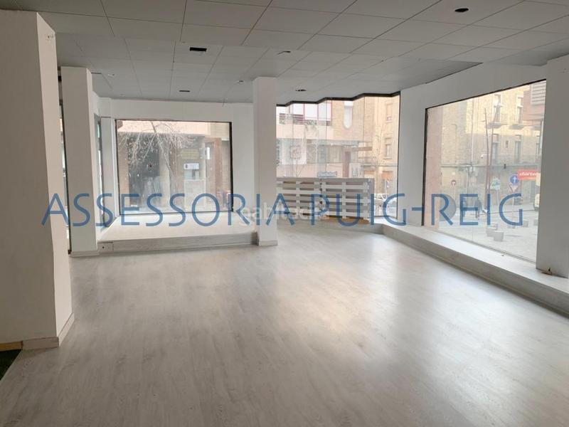 Foto be54ff40-5519-44cd-a074-80b2bea256c2. Local comercial a Barri Antic Manresa