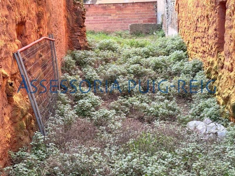 Foto c48ba4f1-ea26-45be-ad95-86944b362f5a. Terrain résidentiel dans Sant Fruitós de Bages