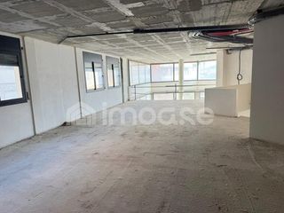 Locale commerciale in Sallent. Local comercial en venta en sallent