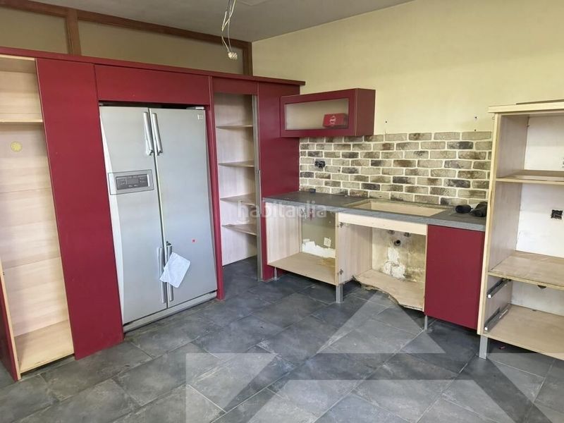 Foto 4b6b954c-96c3-40e8-8406-db041d8cddbe. Xalet amb aparcament piscina a Navarcles