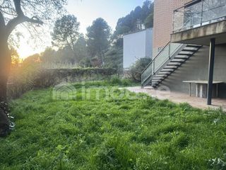 Xalet a Castellnou de Bages. Chalet con garaje, jardín y gran potencial en castellnou de bage