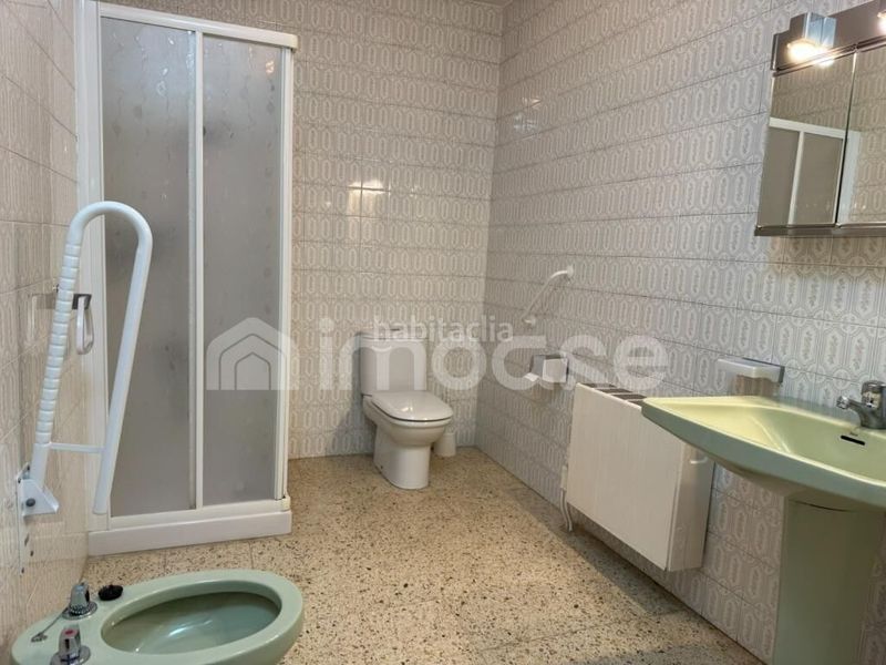 Foto fe47db9b-b329-48ff-8671-46958b9f5574. Casa a schiera con riscaldamento parcheggio in Montmajor