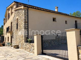 Mas à Pont de Vilomara i Rocafort (El). Cerca de barcelona, la casa que buscabas. masía exclusiva con má
