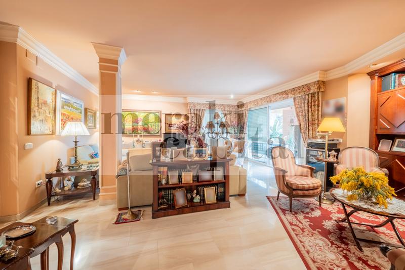 Foto 099197c9-7481-40db-b041-f7ad2d33234b. Casa a carrer de mozart 16 a Arxiu Sant Cugat del Vallès