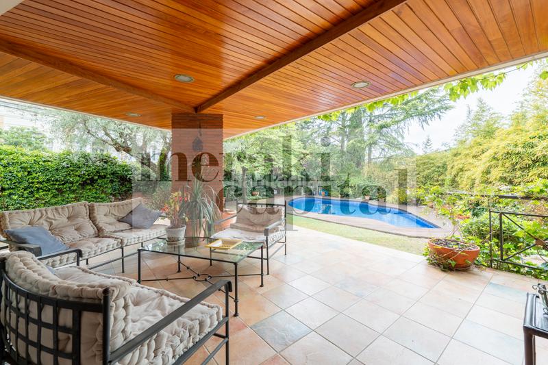 Foto 8e86b010-b229-48fc-aa0c-6064cb1abbed. Casa a carrer de mozart 16 a Arxiu Sant Cugat del Vallès