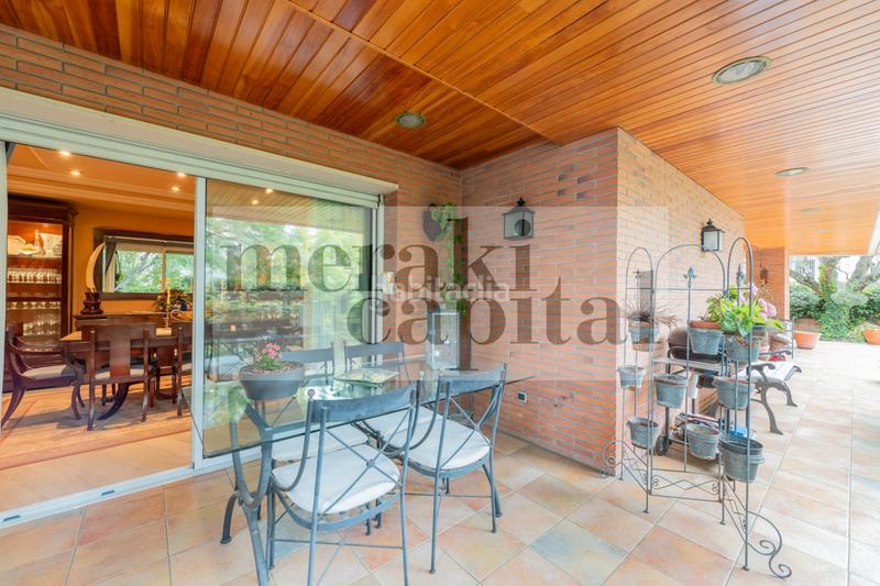 Foto ac74b3df-85f2-4c9b-9e08-0ad35d8cb61f. Casa a carrer de mozart 16 a Arxiu Sant Cugat del Vallès