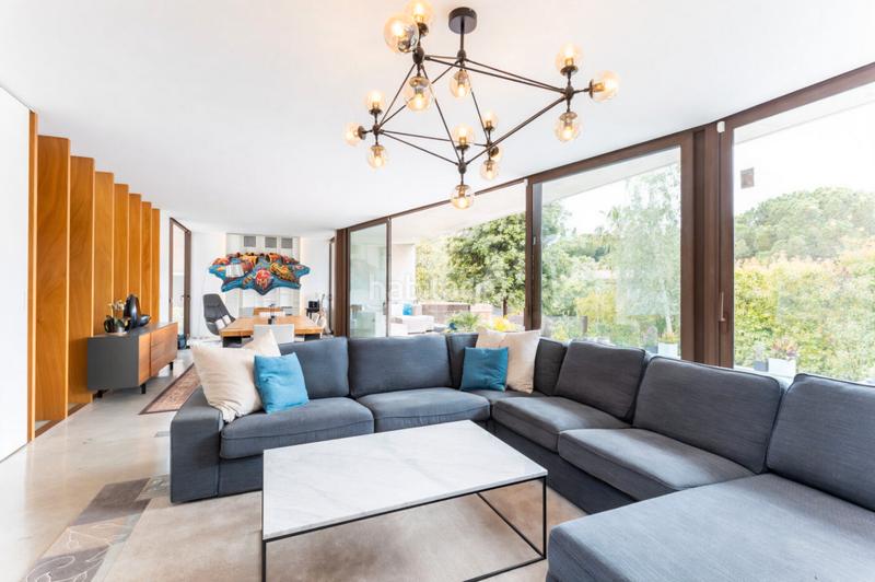 Foto 093f4ed6-23a9-45ef-872f-599f26acc658. Casa amb xemeneia calefacció aparcament piscina a Sant Cugat del Vallès