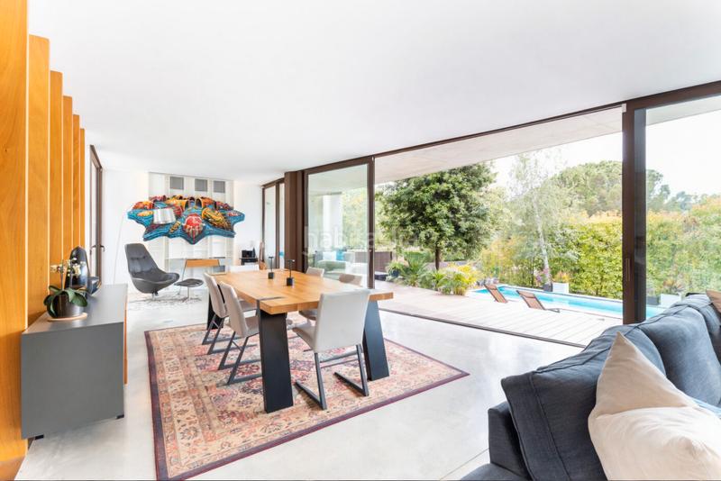 Foto 1a772345-9c78-415c-94bc-972ac4d80777. Casa amb xemeneia calefacció aparcament piscina a Sant Cugat del Vallès