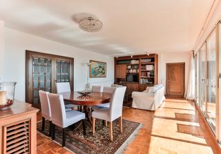 Zweistöckige Wohnung  Ronda de sant pere 27
